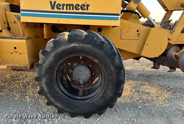 image for item EG6756 2000 Vermeer  V6500 trencher