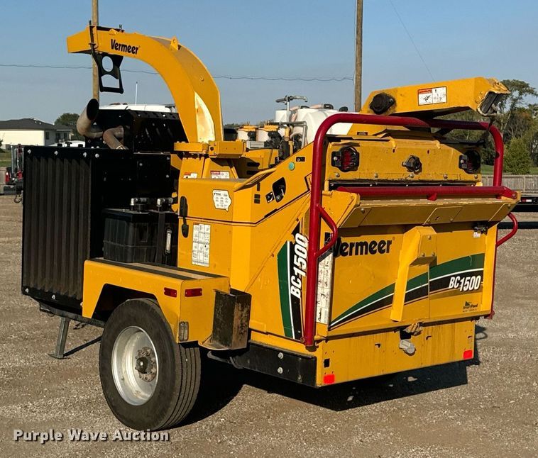 image for item EG6757 2020 Vermeer  BC1500 wood chipper