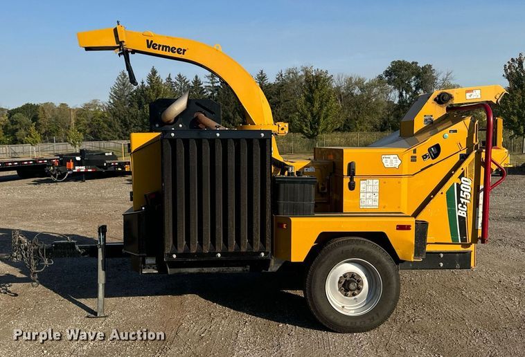 image for item EG6757 2020 Vermeer  BC1500 wood chipper