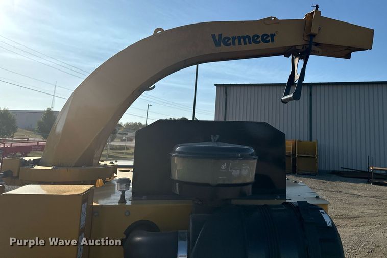 image for item EG6757 2020 Vermeer  BC1500 wood chipper