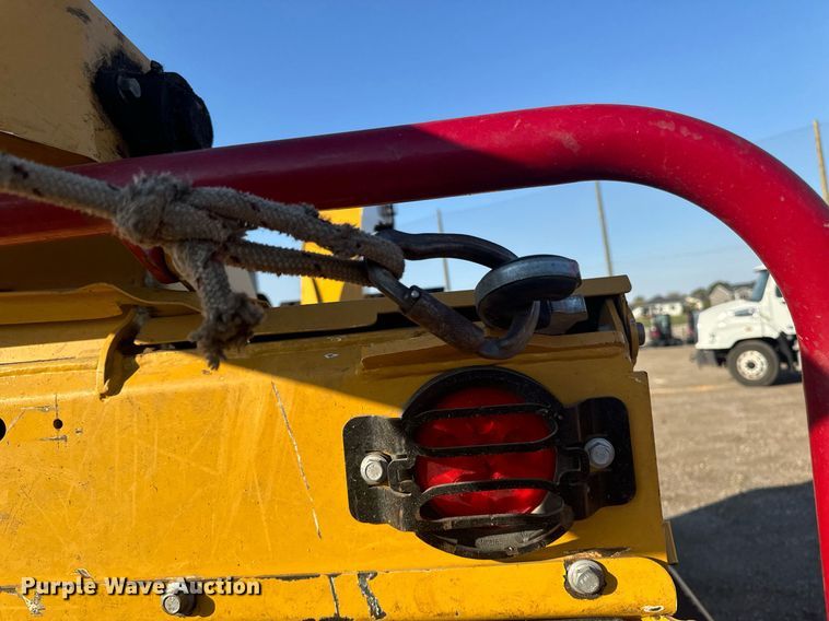 image for item EG6757 2020 Vermeer  BC1500 wood chipper