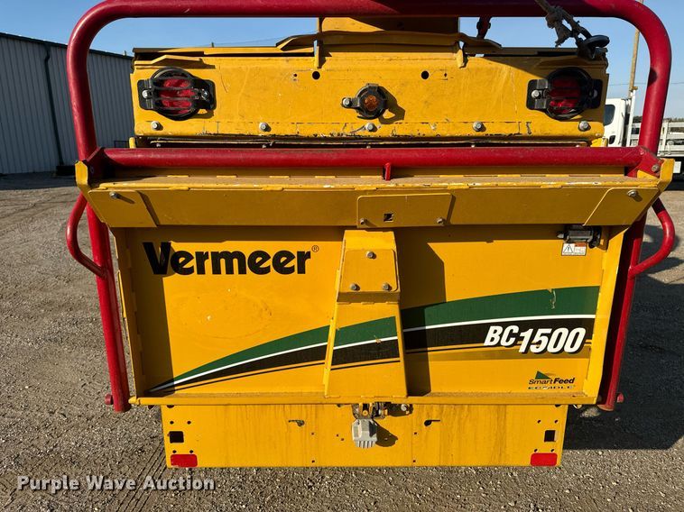 image for item EG6757 2020 Vermeer  BC1500 wood chipper