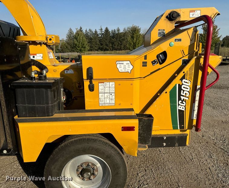 image for item EG6757 2020 Vermeer  BC1500 wood chipper