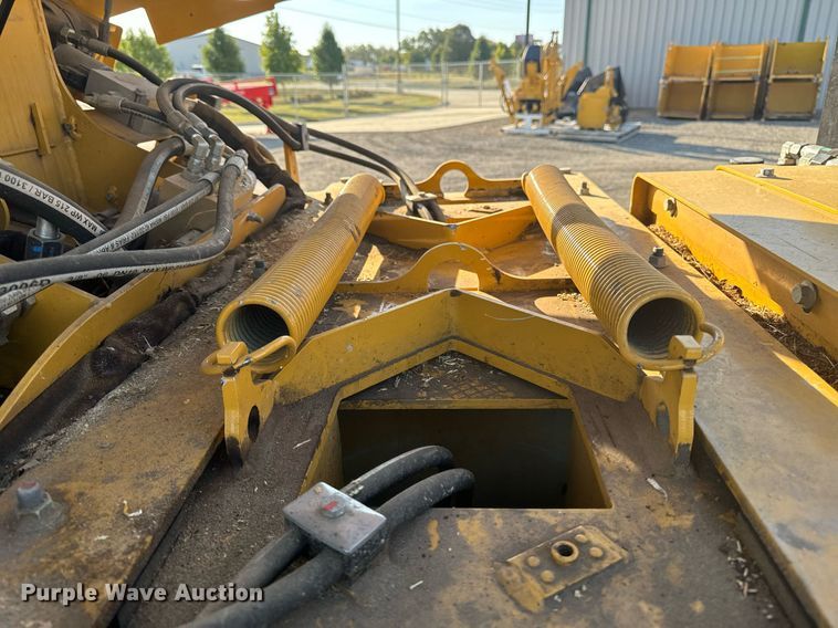 image for item EG6757 2020 Vermeer  BC1500 wood chipper