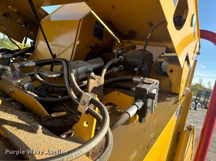 image for item EG6757 2020 Vermeer  BC1500 wood chipper