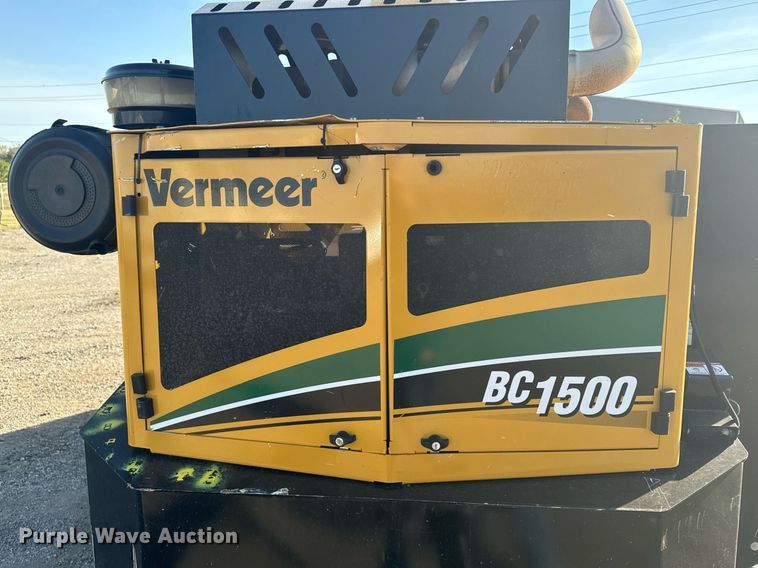 image for item EG6757 2020 Vermeer  BC1500 wood chipper