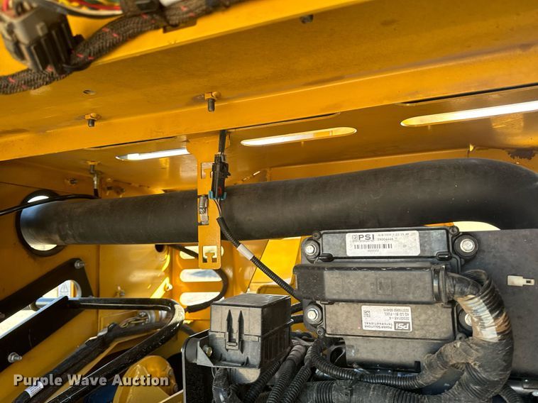 image for item EG6757 2020 Vermeer  BC1500 wood chipper