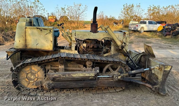 image for item EG6784 Case 1000 Terratrac Crawler dozer