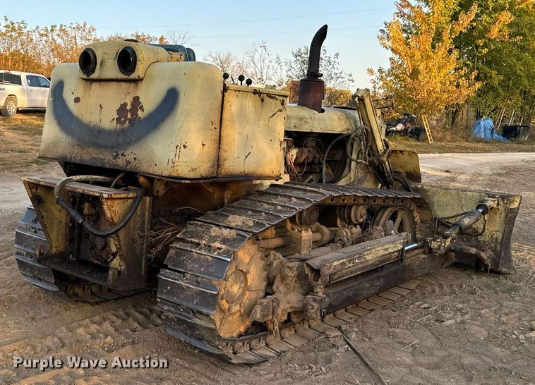 image for item EG6784 Case 1000 Terratrac Crawler dozer