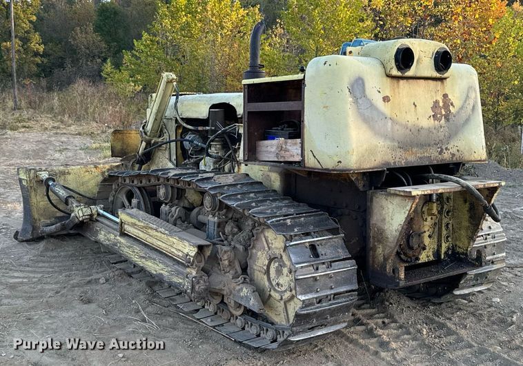 image for item EG6784 Case 1000 Terratrac Crawler dozer