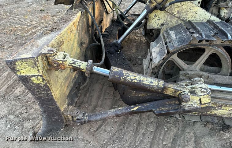 image for item EG6784 Case 1000 Terratrac Crawler dozer