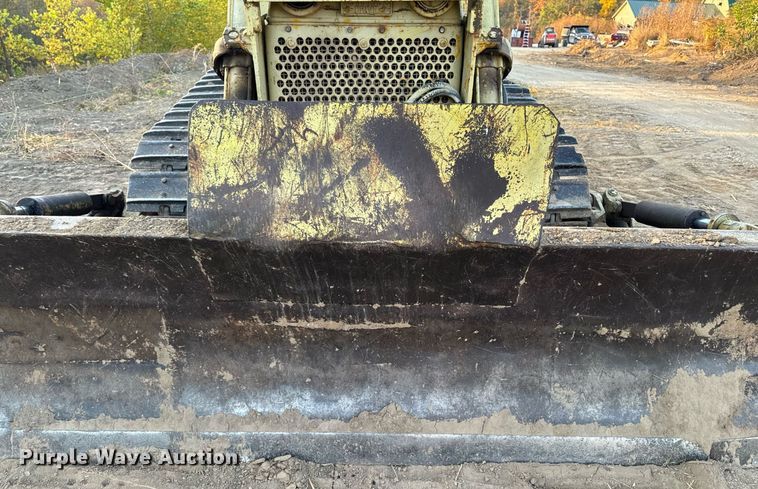 image for item EG6784 Case 1000 Terratrac Crawler dozer