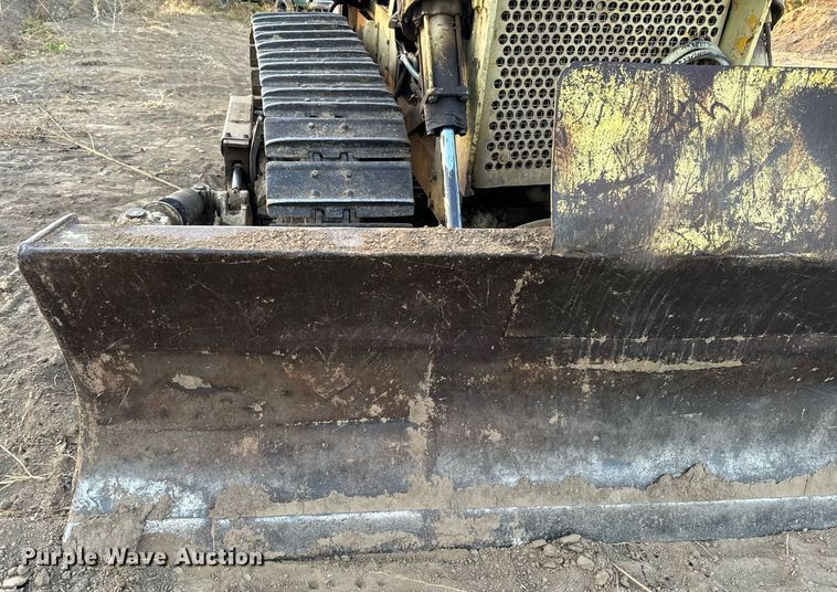 image for item EG6784 Case 1000 Terratrac Crawler dozer