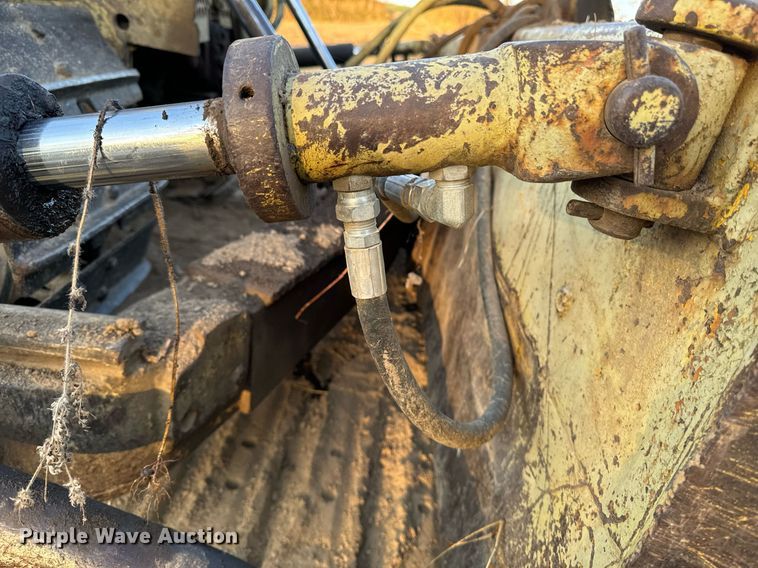 image for item EG6784 Case 1000 Terratrac Crawler dozer