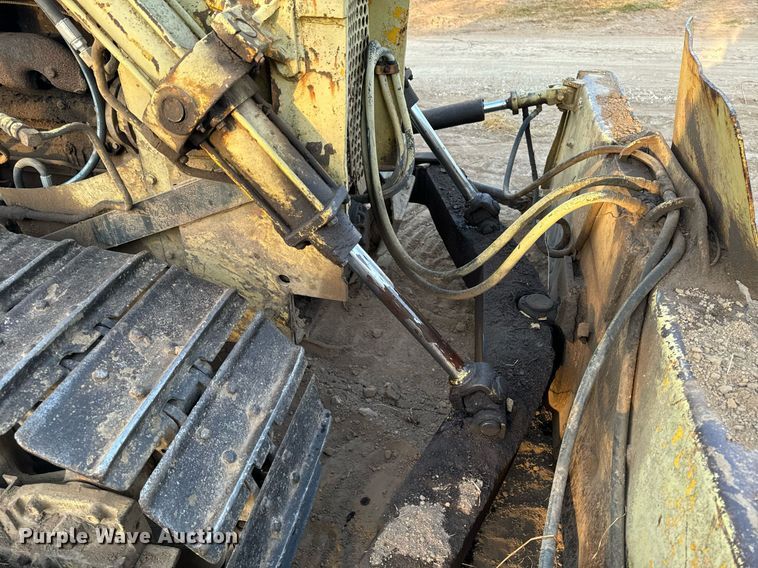 image for item EG6784 Case 1000 Terratrac Crawler dozer