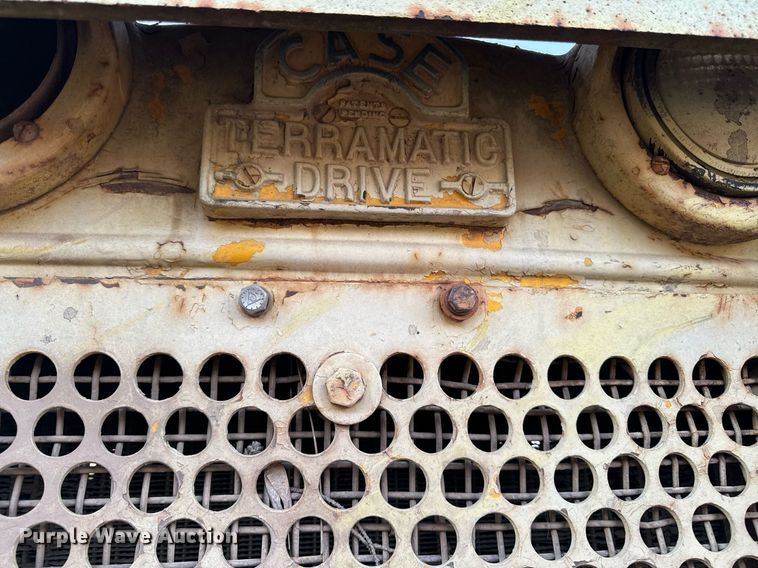 image for item EG6784 Case 1000 Terratrac Crawler dozer