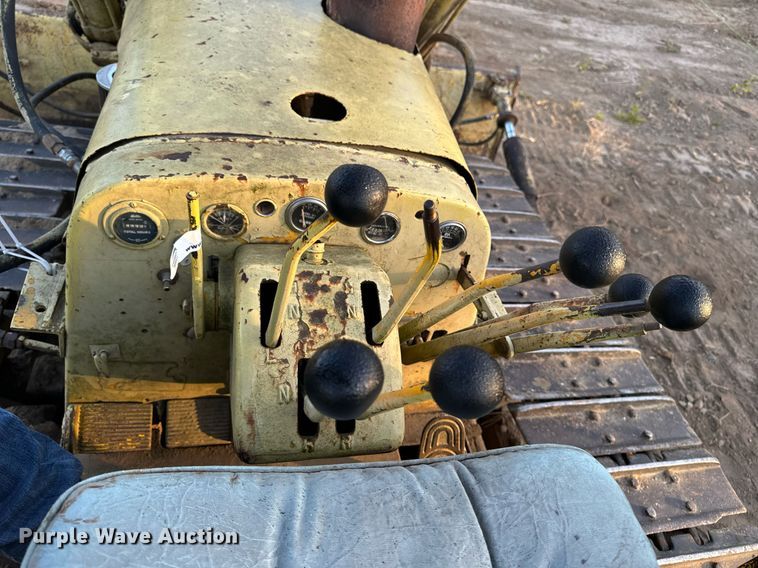 image for item EG6784 Case 1000 Terratrac Crawler dozer