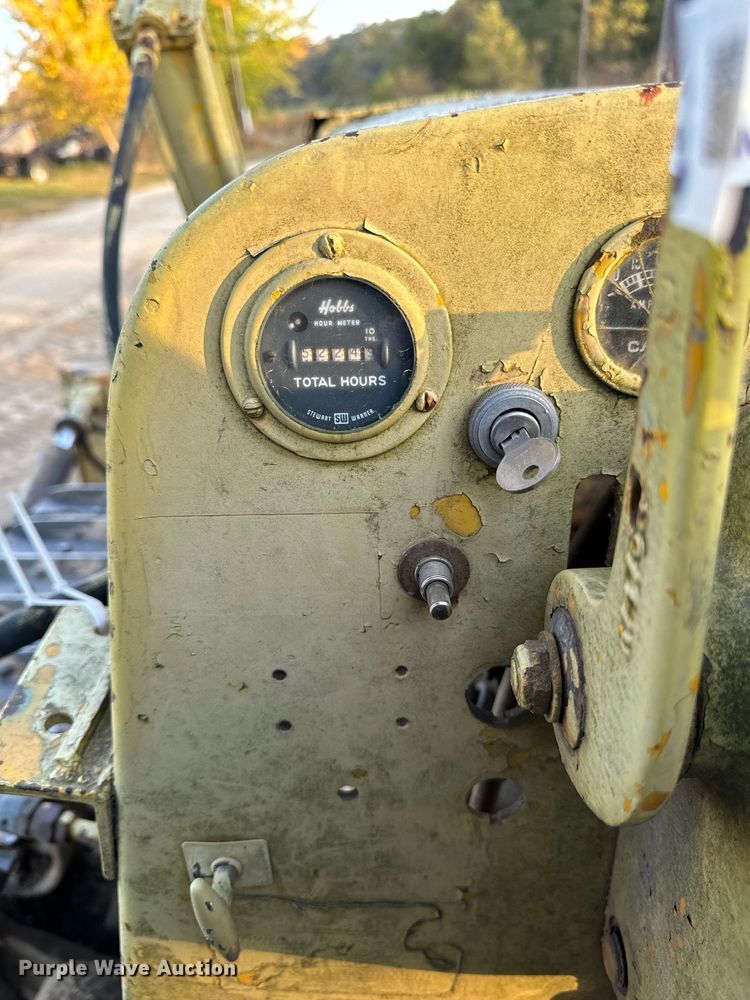 image for item EG6784 Case 1000 Terratrac Crawler dozer