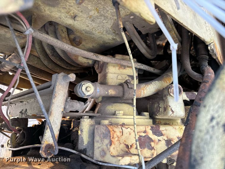 image for item EG6784 Case 1000 Terratrac Crawler dozer