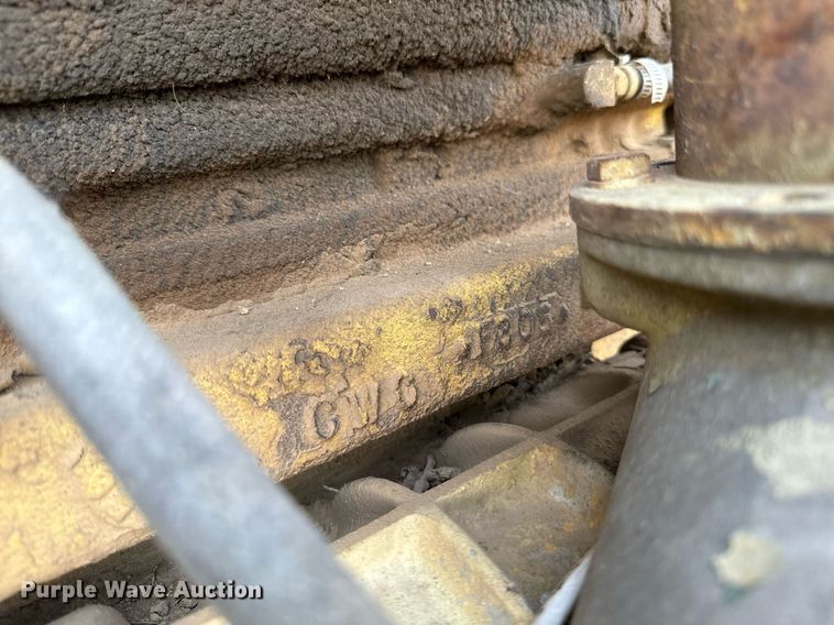 image for item EG6784 Case 1000 Terratrac Crawler dozer