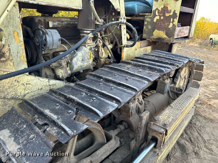 image for item EG6784 Case 1000 Terratrac Crawler dozer