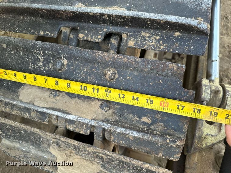 image for item EG6784 Case 1000 Terratrac Crawler dozer