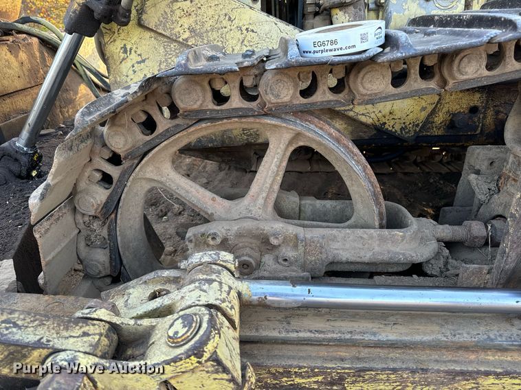 image for item EG6784 Case 1000 Terratrac Crawler dozer