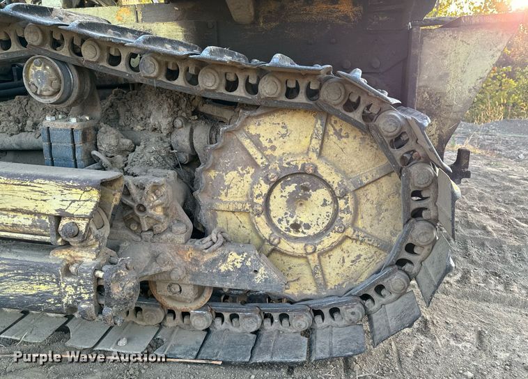 image for item EG6784 Case 1000 Terratrac Crawler dozer