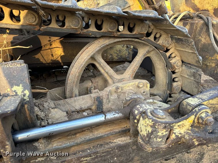 image for item EG6784 Case 1000 Terratrac Crawler dozer