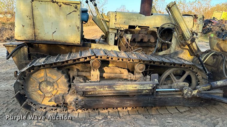 image for item EG6784 Case 1000 Terratrac Crawler dozer