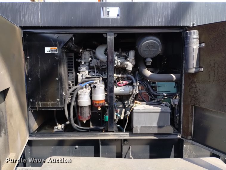 image for item EG9889 2011 Multiquip  DCA-45USI2 generator