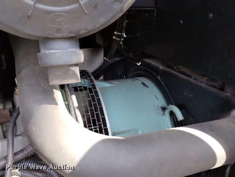 image for item EG9889 2011 Multiquip  DCA-45USI2 generator