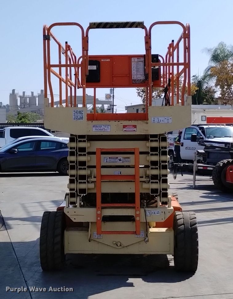 image for item EG9890 2010 JLG 4069LE scissor lift