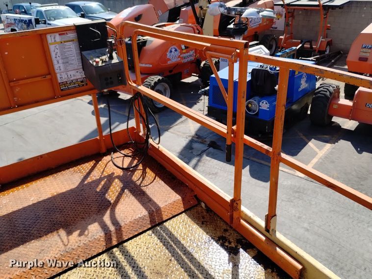 image for item EG9890 2010 JLG 4069LE scissor lift