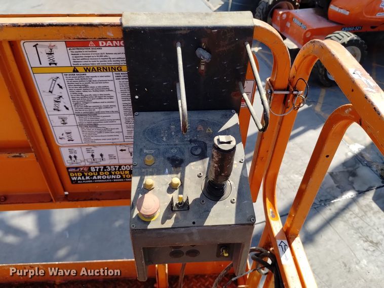 image for item EG9890 2010 JLG 4069LE scissor lift