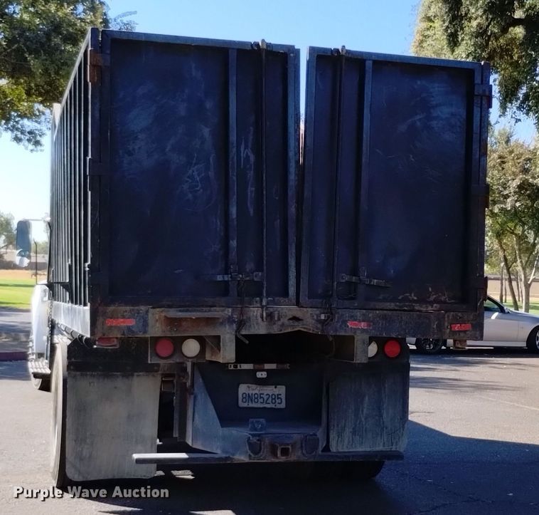 image for item EG9894 2008 Ford F650 Super Duty XL Crew Cab dump truck