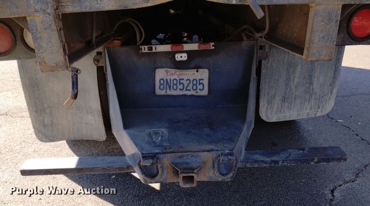 image for item EG9894 2008 Ford F650 Super Duty XL Crew Cab dump truck