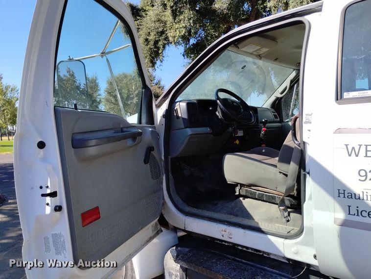 image for item EG9894 2008 Ford F650 Super Duty XL Crew Cab dump truck