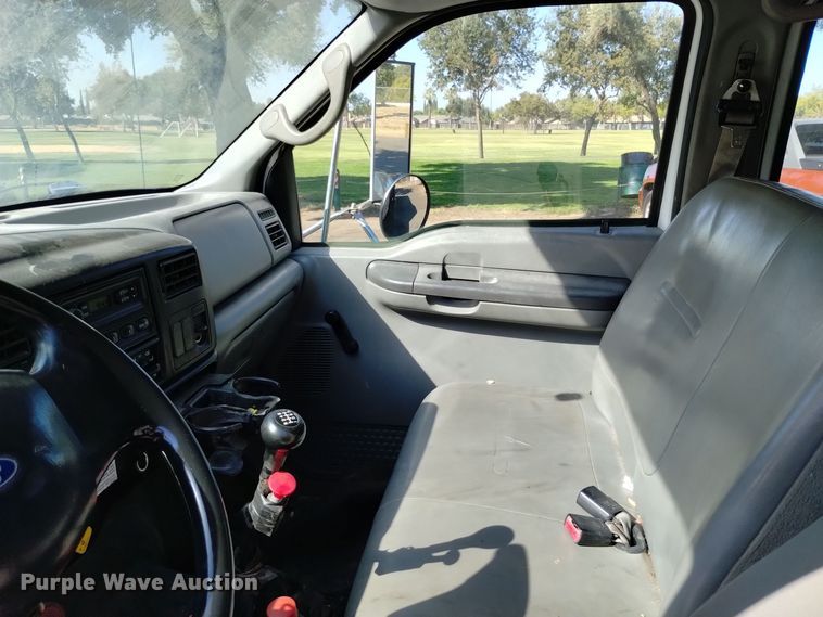 image for item EG9894 2008 Ford F650 Super Duty XL Crew Cab dump truck