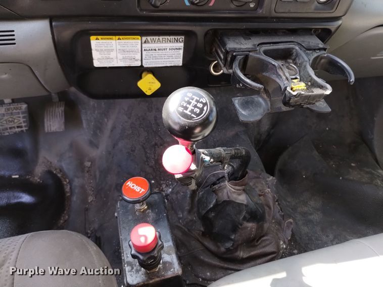 image for item EG9894 2008 Ford F650 Super Duty XL Crew Cab dump truck