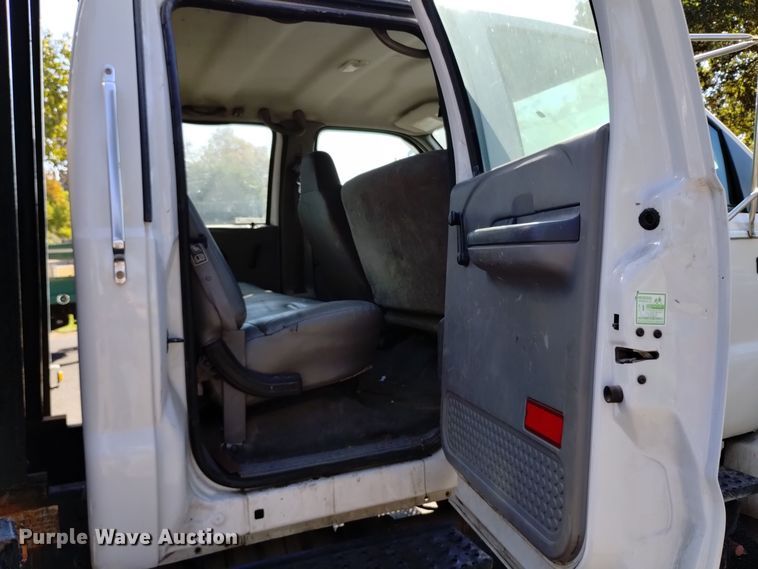 image for item EG9894 2008 Ford F650 Super Duty XL Crew Cab dump truck