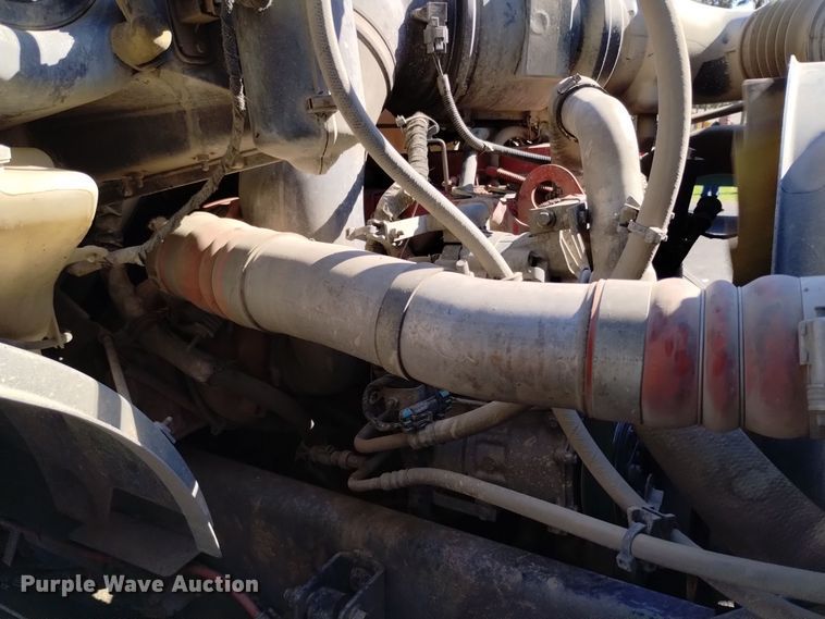 image for item EG9894 2008 Ford F650 Super Duty XL Crew Cab dump truck