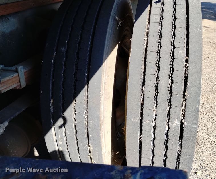 image for item EG9894 2008 Ford F650 Super Duty XL Crew Cab dump truck