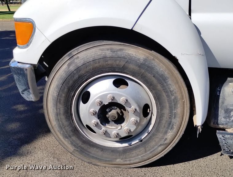 image for item EG9894 2008 Ford F650 Super Duty XL Crew Cab dump truck