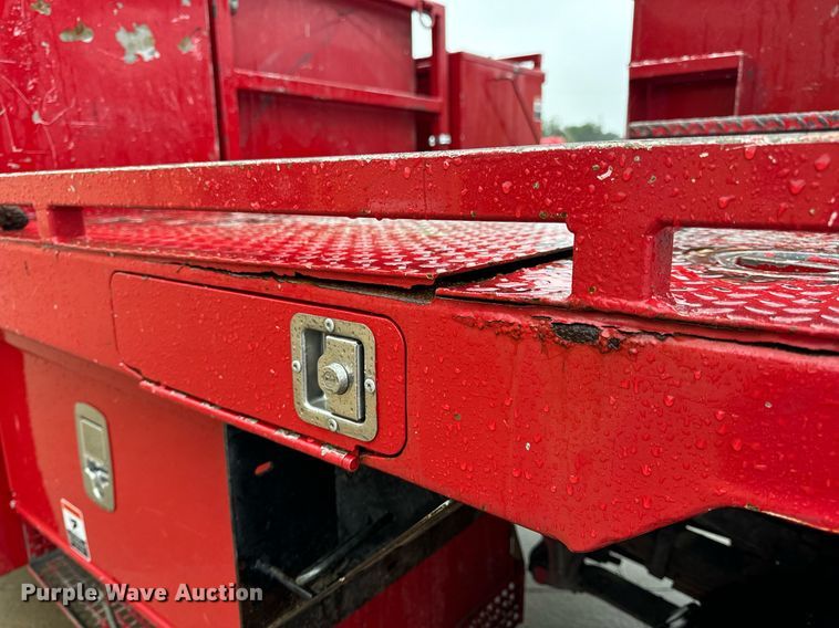 image for item EH7019 2014 International  7400 digger derrick truck