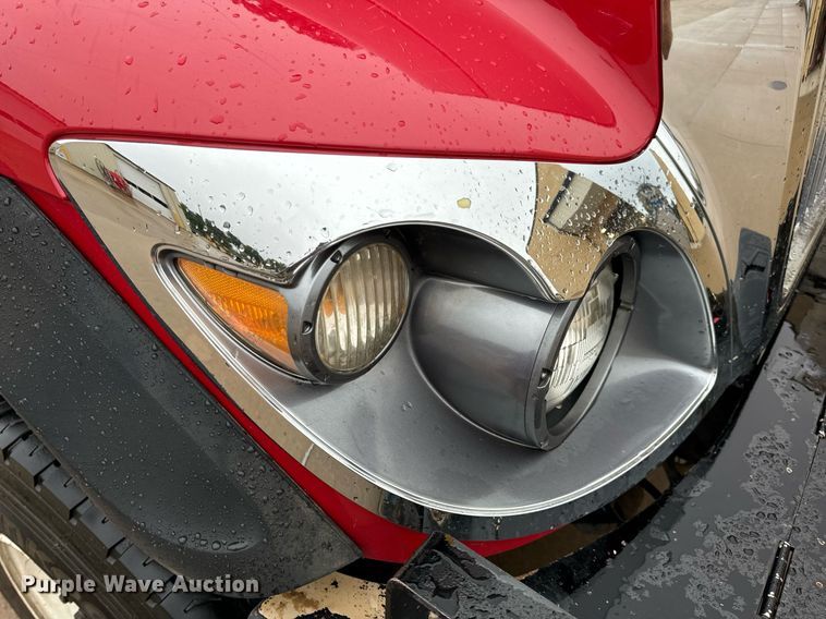 image for item EH7019 2014 International  7400 digger derrick truck