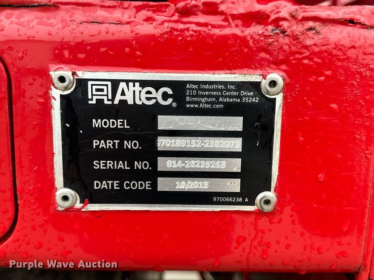 image for item EH7019 2014 International  7400 digger derrick truck