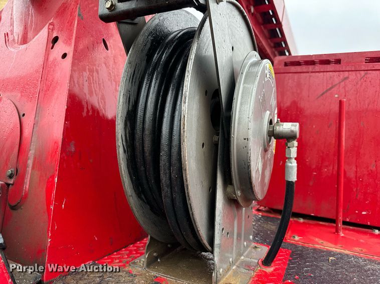 image for item EH7019 2014 International  7400 digger derrick truck