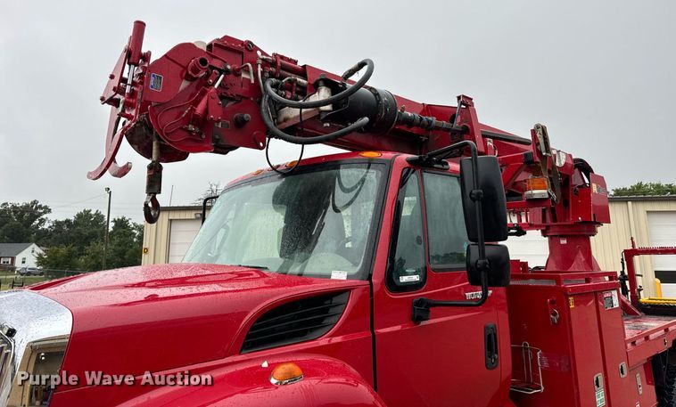 image for item EH7019 2014 International  7400 digger derrick truck