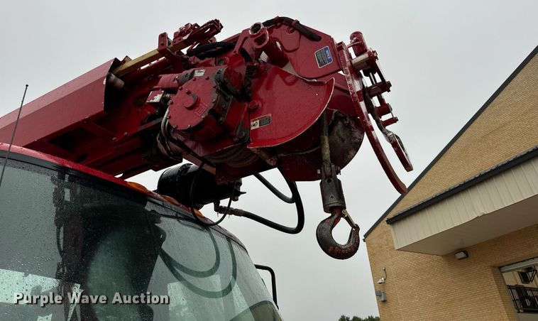 image for item EH7019 2014 International  7400 digger derrick truck